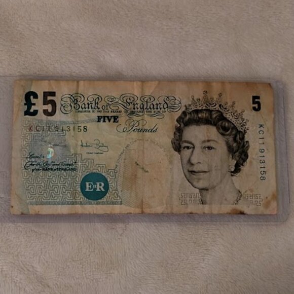 O1 2002 VNTG Bank of England Featuring Queen Elizabeth II - Picture 1 of 3